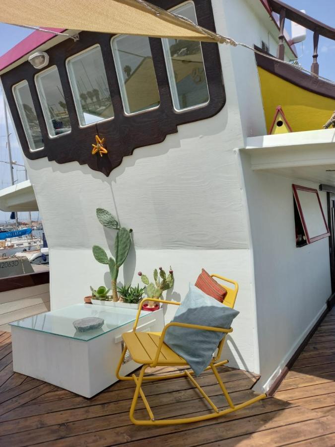 Pillirina House-Boat Hotel Marzamemi Exterior photo